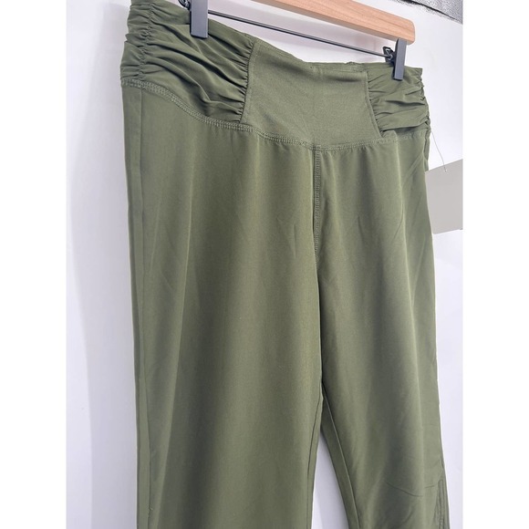 Alex + Abby NWT Olive Chive Motion Ruched Adjustable Bootcut Woven Pant Medium - Picture 7 of 11